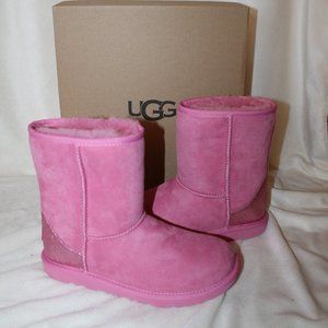 NIB UGG CLASSIC SHORT SUEDE GLITZ BOOTS PINK YOUTH 5 6 WOMEN'S 7 8‎